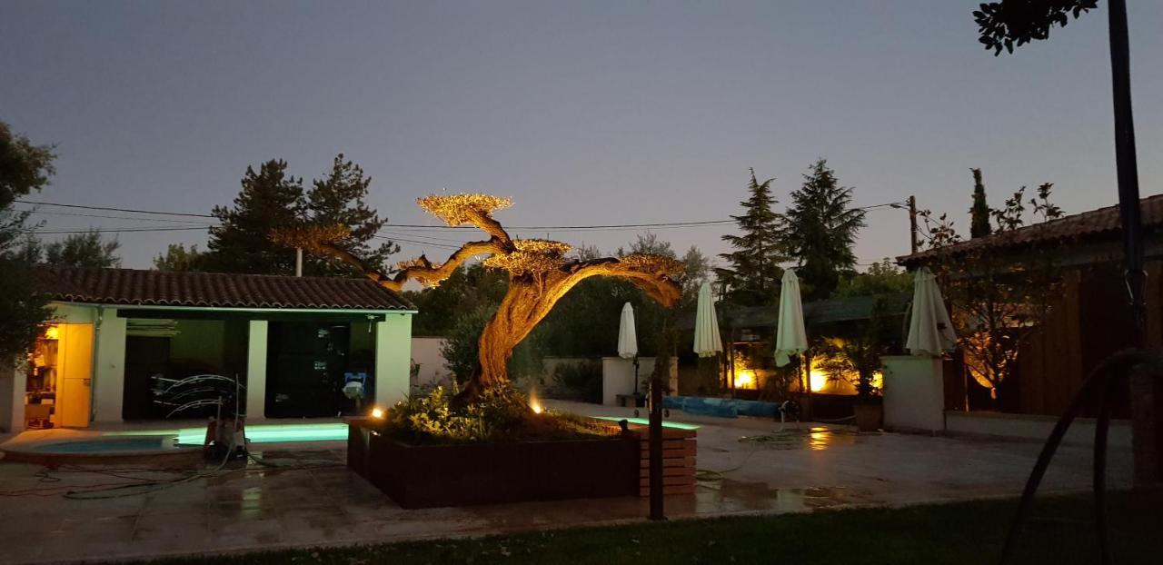 Les Gites De L'Arbousier Quissac  Buitenkant foto